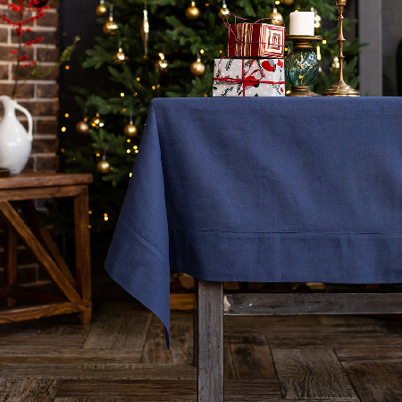 Скатерть столовая с вышивкой Зимний лес