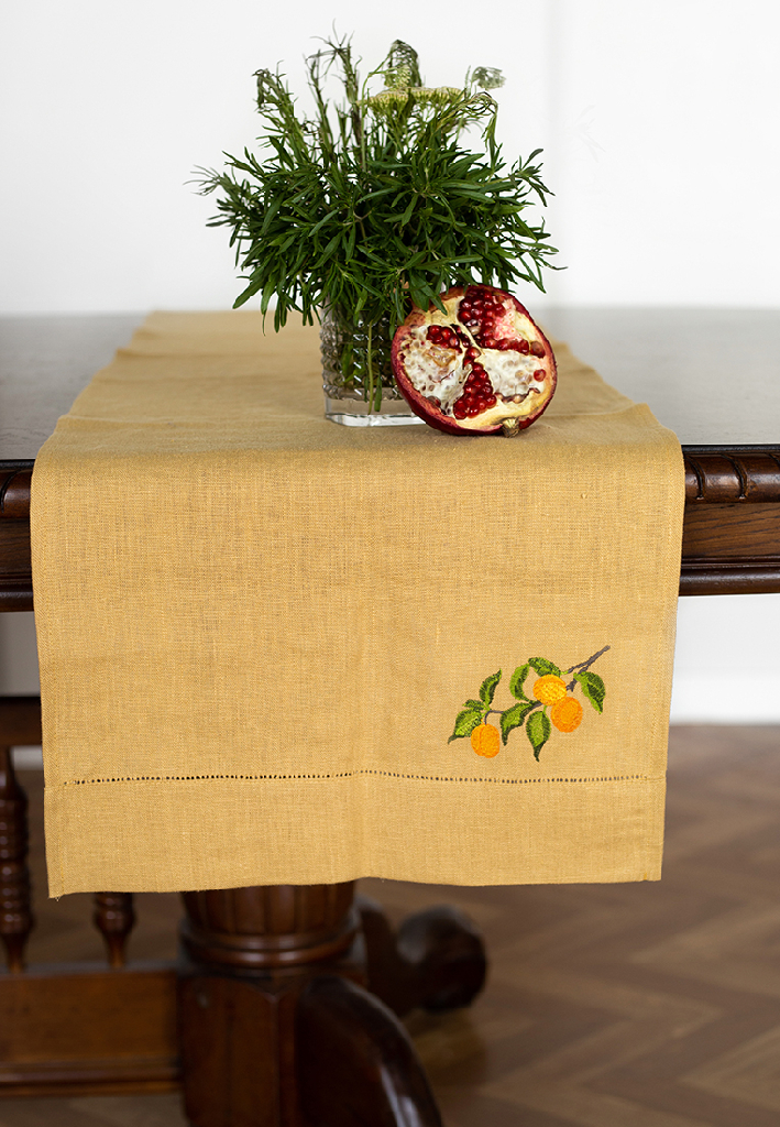 Дорожка столовая lin/cotton с вышивкой Apricot garden