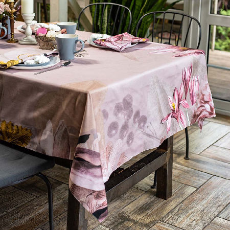 Скатерть столовая В садах Японии