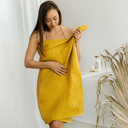 Полотенце вафельное Горчица с вышивкой BH