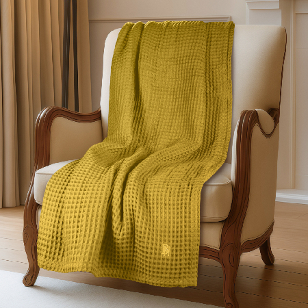 Плед вафельный Горчица с вышивкой BH