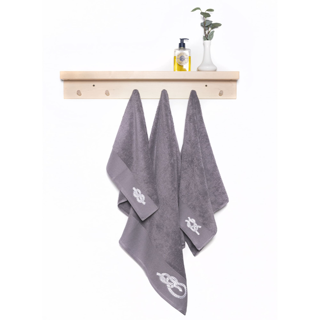 Набор махровых полотенец Антрацит с вышивкой Верфь