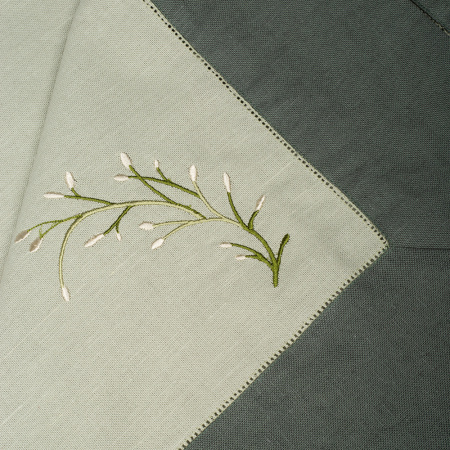 Скатерть столовая  с вышивкой lin/cotton Запах Рождества