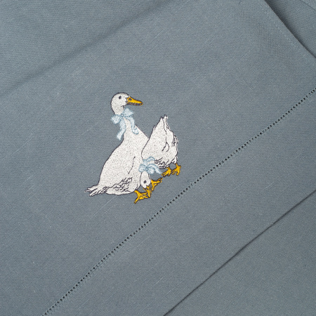 Дорожка столовая lin/cotton с вышивкой Goose bernadotte