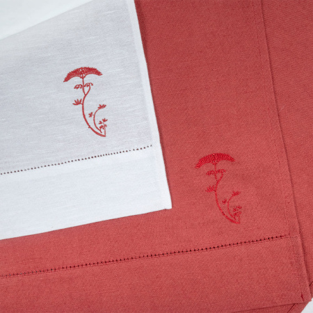 Набор полотенец столовых с вышивкой Ар Нуво