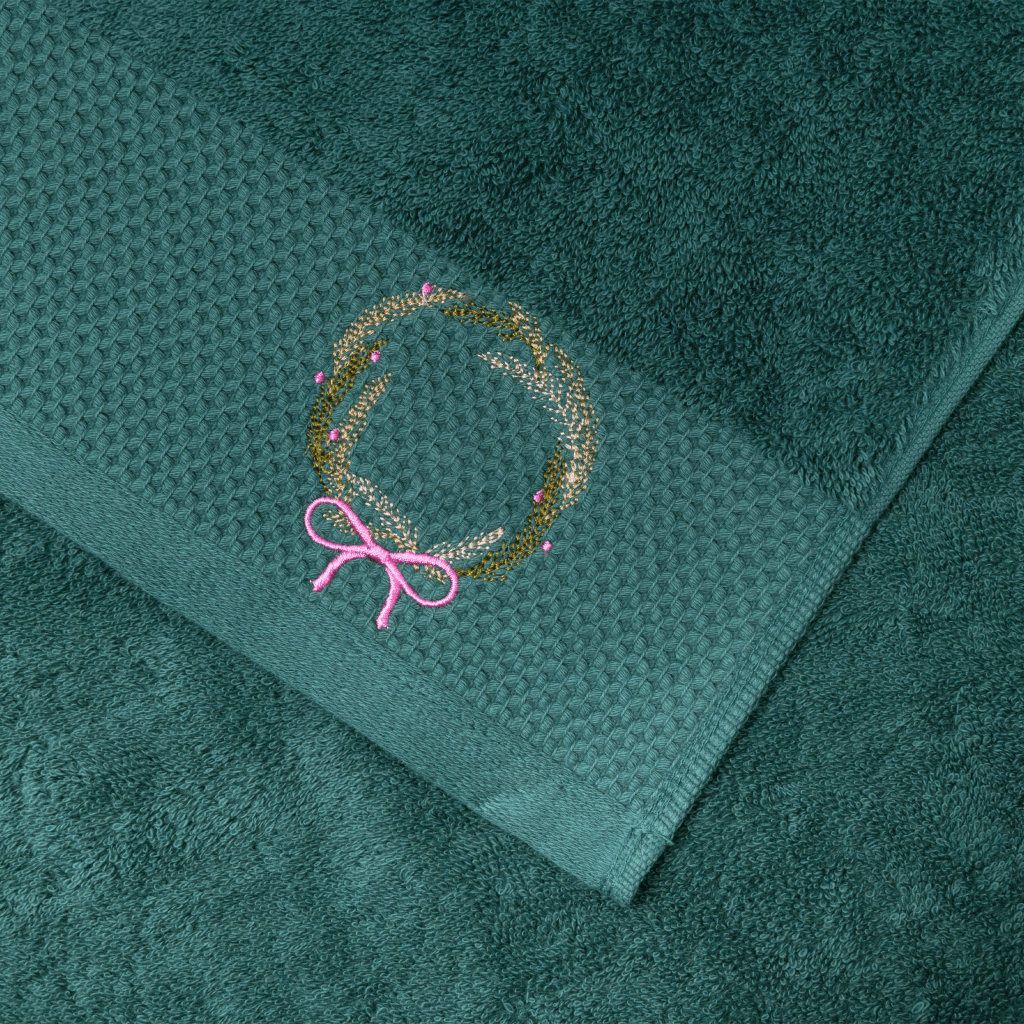 Набор махровых полотенец Изумруд с вышивкой Запах Рождества