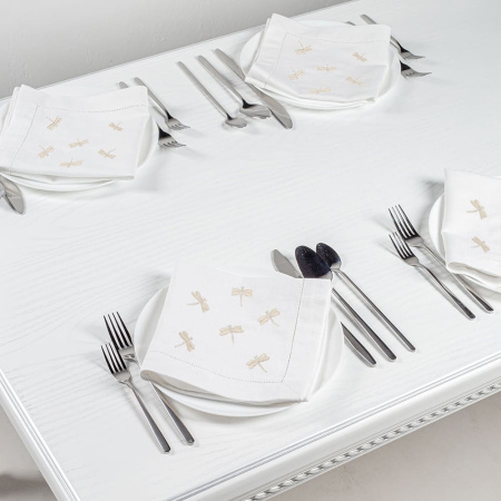 Набор салфеток столовых с вышивкой Dragonfly