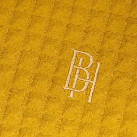 Полотенце вафельное Горчица с вышивкой BH