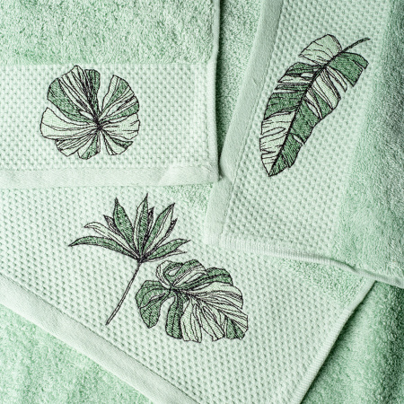 Комплект махровых полотенец Нефрит с вышивкой Джунгли