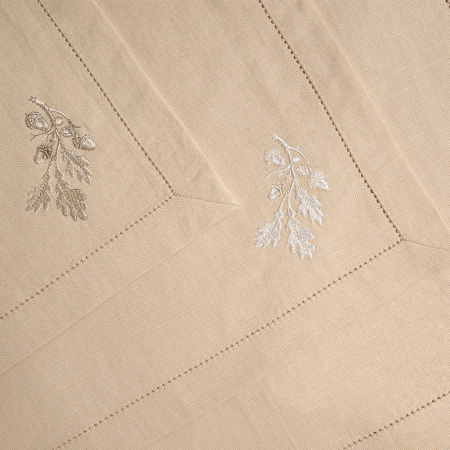 Набор салфеток столовых с вышивкой Golden Oaks