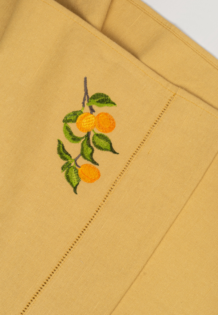 Дорожка столовая lin/cotton с вышивкой Apricot garden
