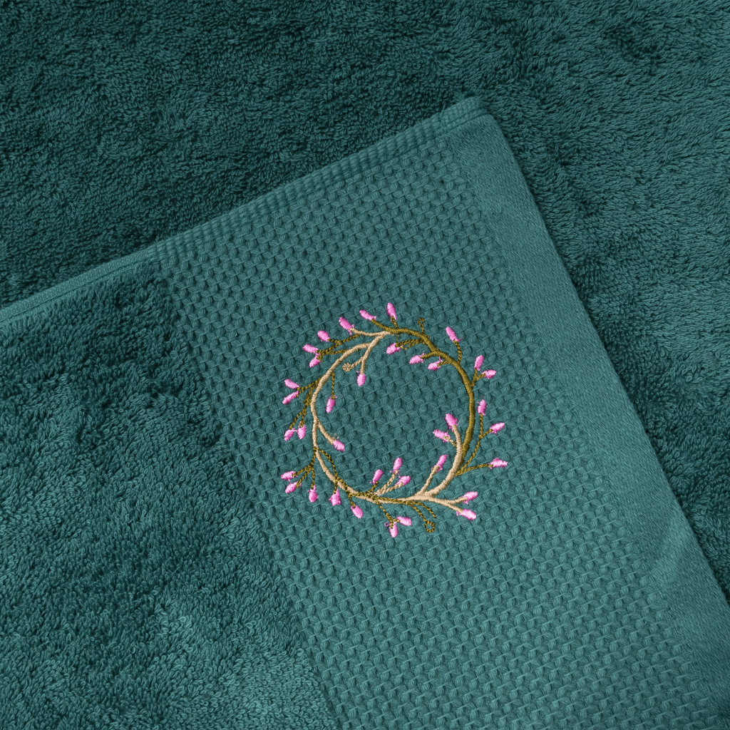 Набор махровых полотенец Изумруд с вышивкой Запах Рождества
